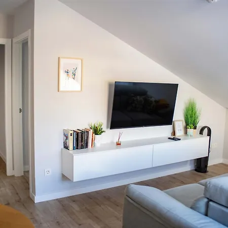 Apartment A Casa Letras