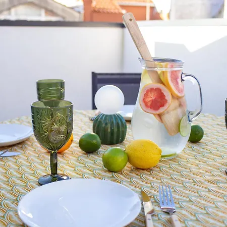 Apartment A Casa Letras